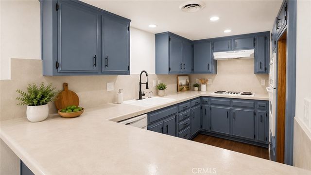 4913 Scorpio Court, Bakersfield, CA 93309