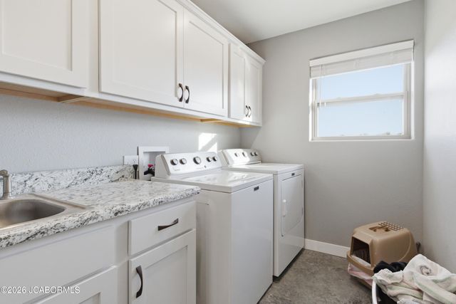 7902 BLAND, New Bloomfield, MO 65063