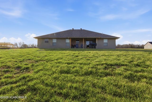 7902 BLAND, New Bloomfield, MO 65063
