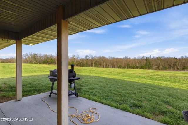 7902 BLAND, New Bloomfield, MO 65063