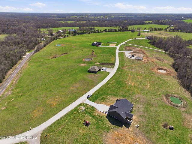 7902 BLAND, New Bloomfield, MO 65063