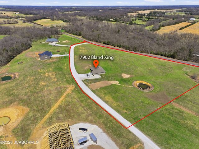 7902 BLAND, New Bloomfield, MO 65063