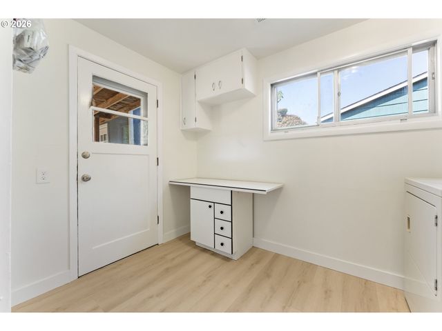 8336 Se LINDY St, Happy Valley, OR 97086