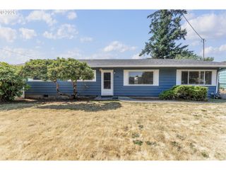 8336 Se LINDY St, Happy Valley, OR 97086
