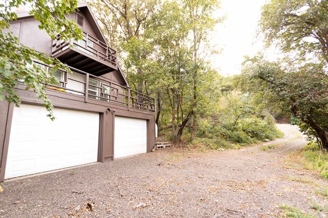 2562 N VIKING DR, Eden, UT 84310