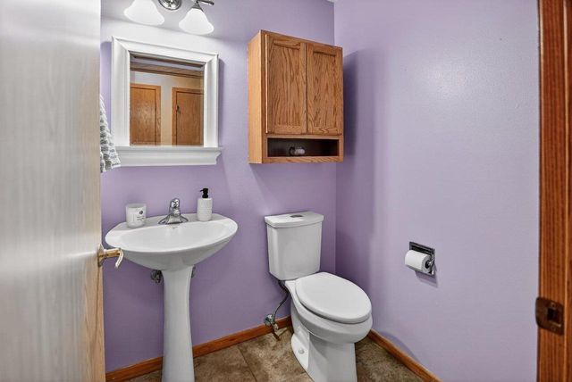 1211 Gas Light Drive, Sun Prairie, WI 53590