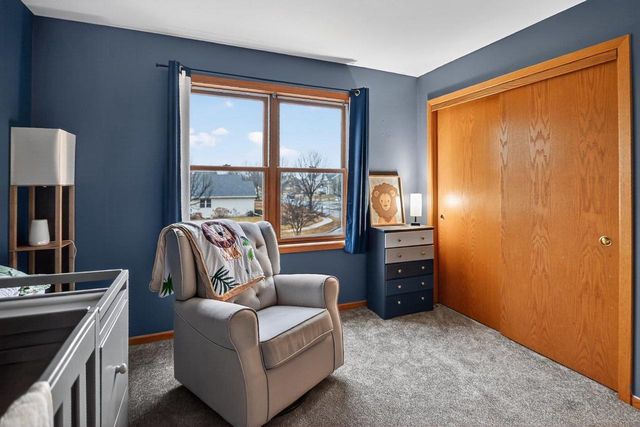 1211 Gas Light Drive, Sun Prairie, WI 53590