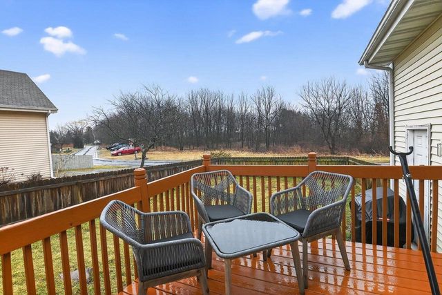 1211 Gas Light Drive, Sun Prairie, WI 53590