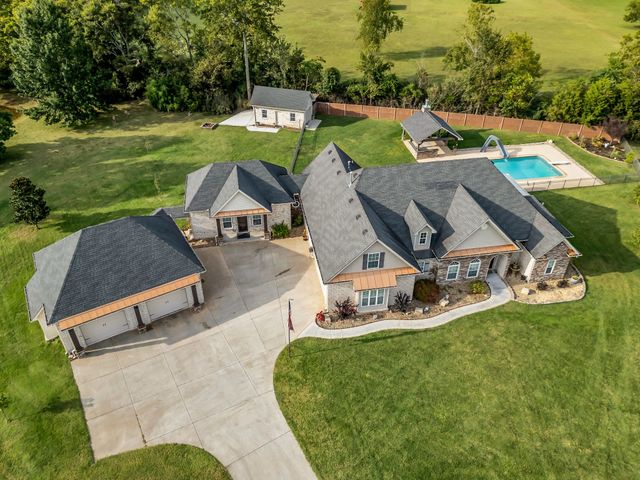 103 Chattaroy Ct, La Vergne, TN 37086