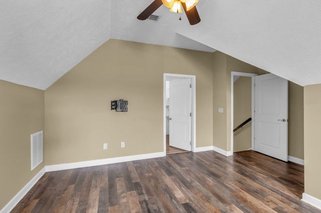 103 Chattaroy Ct, La Vergne, TN 37086