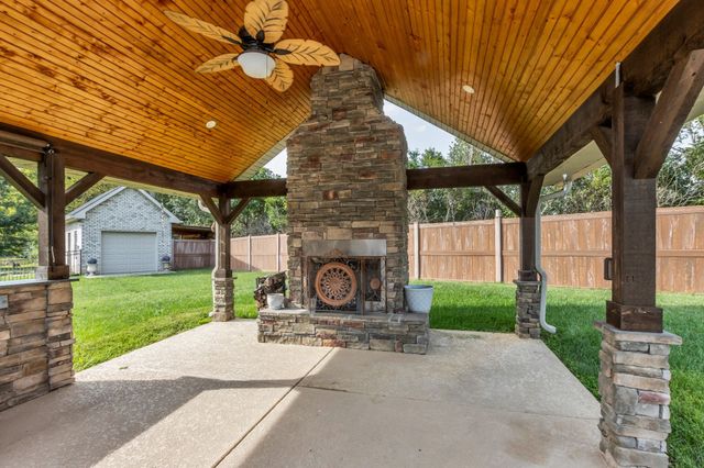 103 Chattaroy Ct, La Vergne, TN 37086