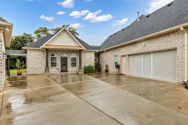 103 Chattaroy Ct, La Vergne, TN 37086