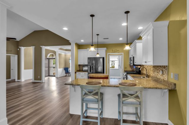 103 Chattaroy Ct, La Vergne, TN 37086