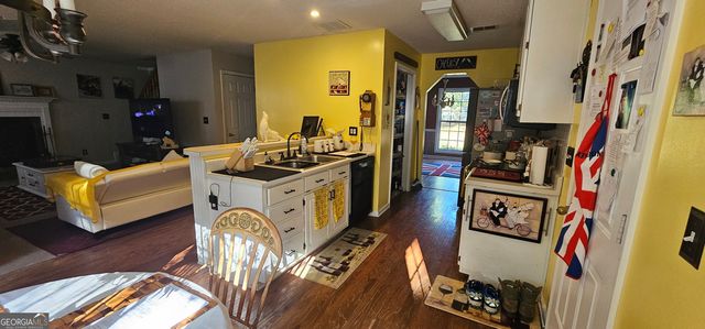 28 Fernwood Court, Newnan, GA 30263