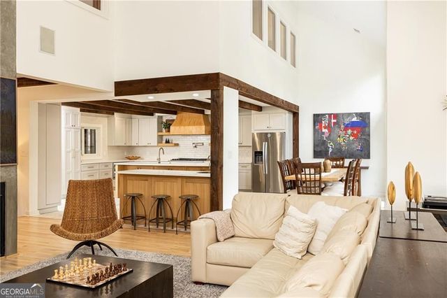 1165 Regency Road NW, Atlanta, GA 30327