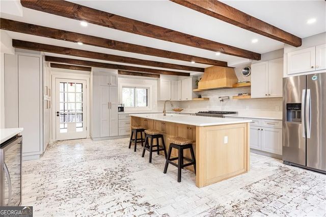 1165 Regency Road NW, Atlanta, GA 30327