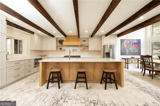 1165 Regency Road NW, Atlanta, GA 30327