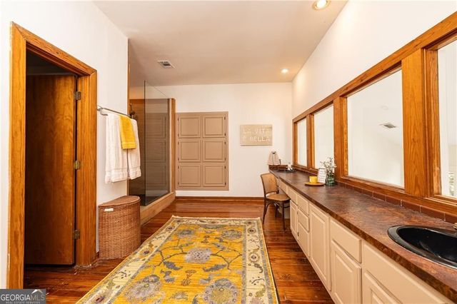 1165 Regency Road NW, Atlanta, GA 30327