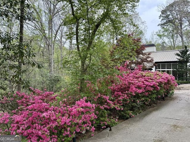 1165 Regency Road NW, Atlanta, GA 30327