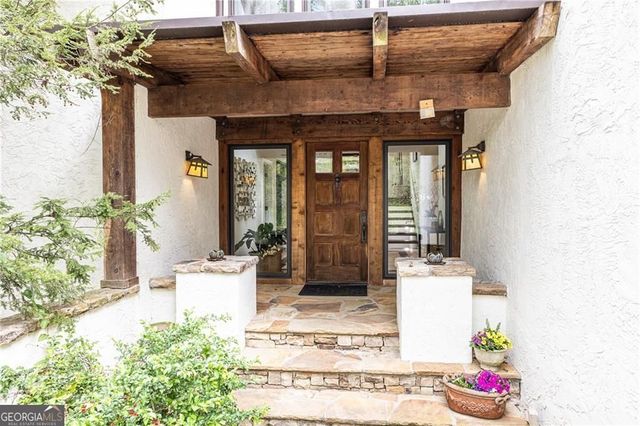 1165 Regency Road NW, Atlanta, GA 30327