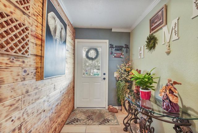 3261 E Calimyrna Rd, Acampo, CA 95220