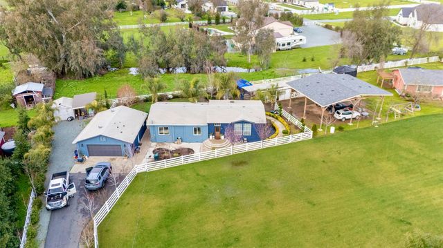 3261 E Calimyrna Rd, Acampo, CA 95220