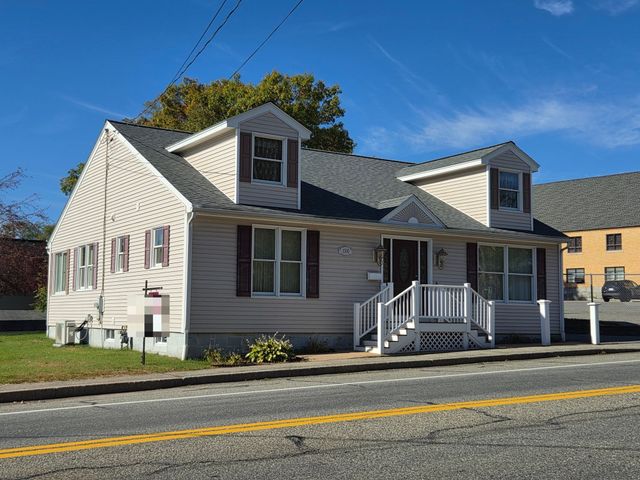 1300 Lakeview Avenue, Dracut, MA 01826