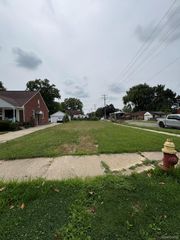 14100 Edmore Drive, Detroit, MI 48205