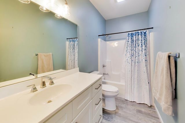 6200 Brie Avenue, Portage, IN 46368