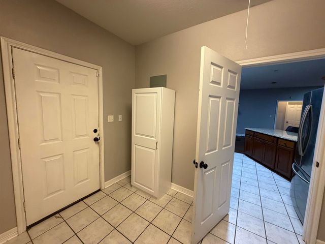 2889 S COUNTY ROAD 406, Henderson, TX 75654