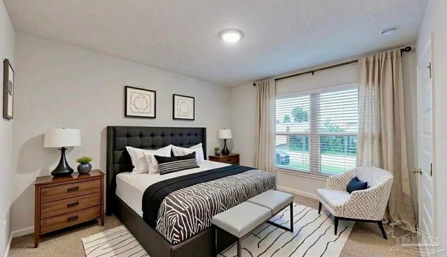 5740 Guinevere Ln, Milton, FL 32583