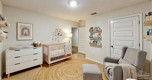 5740 Guinevere Ln, Milton, FL 32583