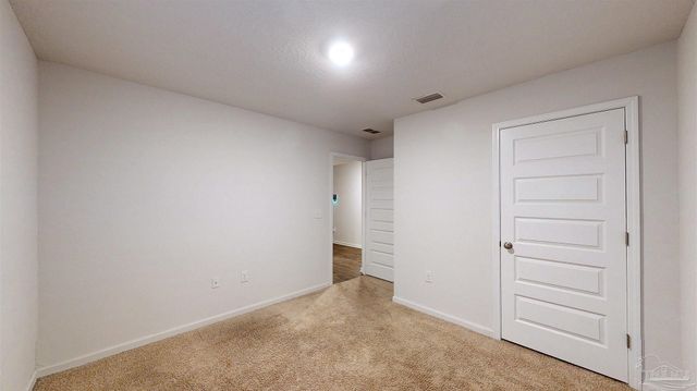 5740 Guinevere Ln, Milton, FL 32583