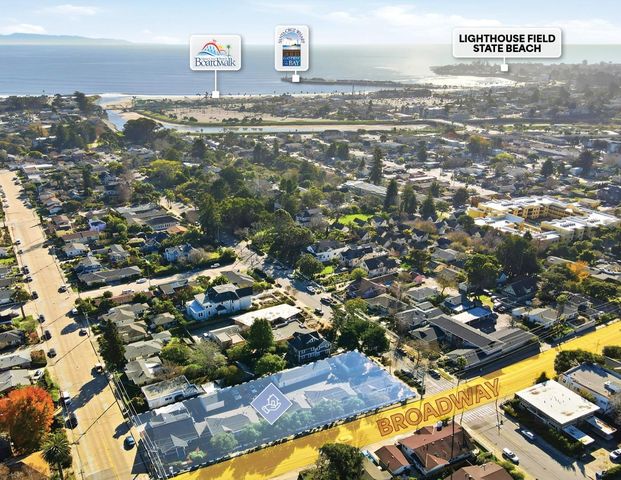 704-718 Broadway, Santa Cruz, CA 95062