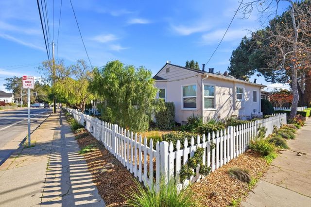 704-718 Broadway, Santa Cruz, CA 95062
