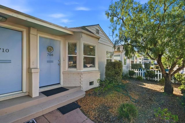 704-718 Broadway, Santa Cruz, CA 95062