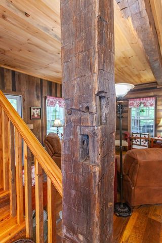 138 Hubbell Lane, Robbinsville, NC 28771