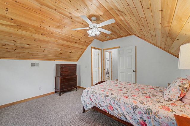 138 Hubbell Lane, Robbinsville, NC 28771