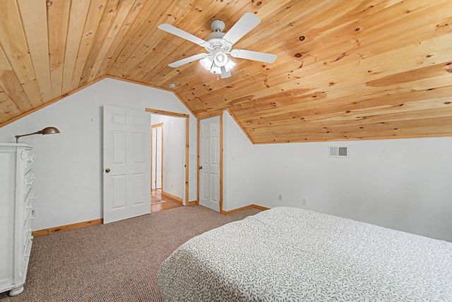 138 Hubbell Lane, Robbinsville, NC 28771