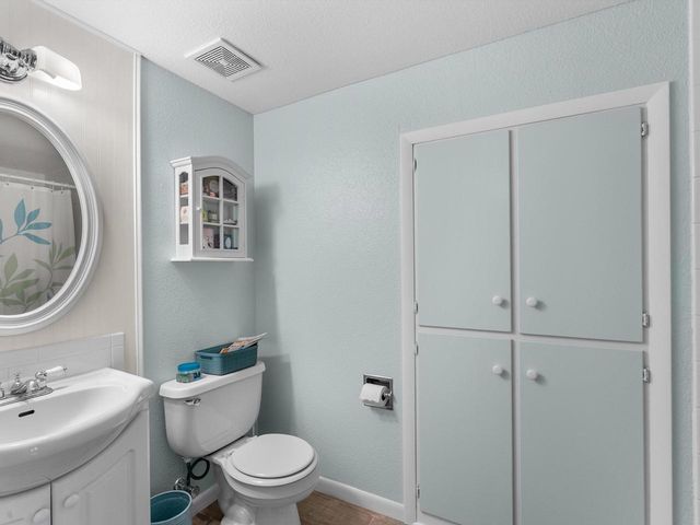 5933 Garden Grove DRIVE, Sheboygan, WI 53081