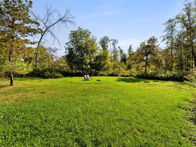 5933 Garden Grove DRIVE, Sheboygan, WI 53081