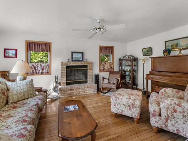 5933 Garden Grove DRIVE, Sheboygan, WI 53081