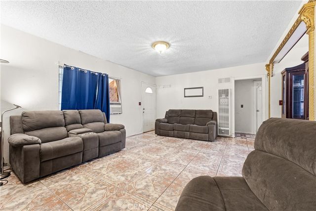 12375 Poinsettia, El Monte, CA 91732
