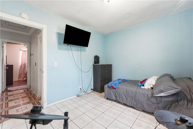 12375 Poinsettia, El Monte, CA 91732