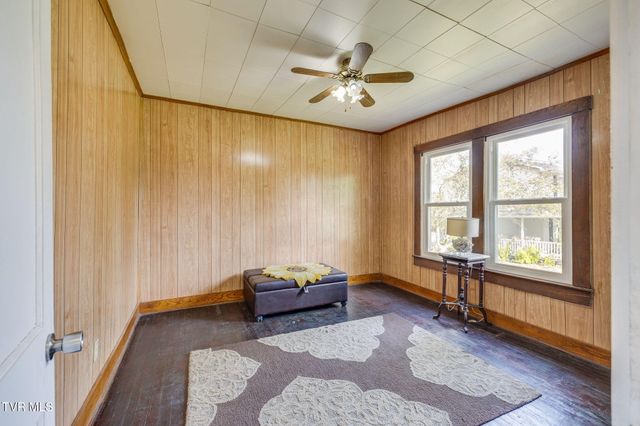 225 Washington College Station, Limestone, TN 37681