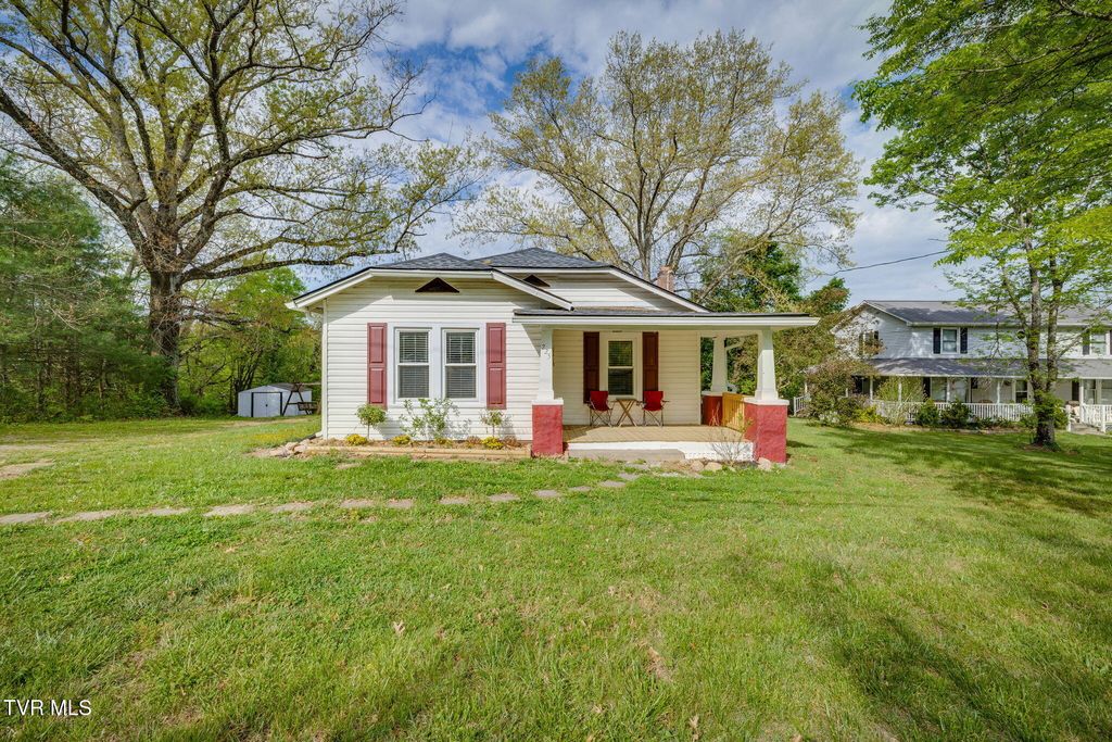 225 Washington College Station, Limestone, TN 37681