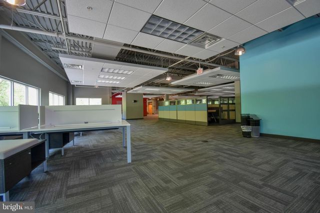 400 LAPP RD, Malvern, PA 19355