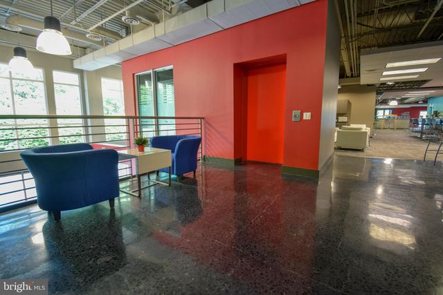 400 LAPP RD, Malvern, PA 19355