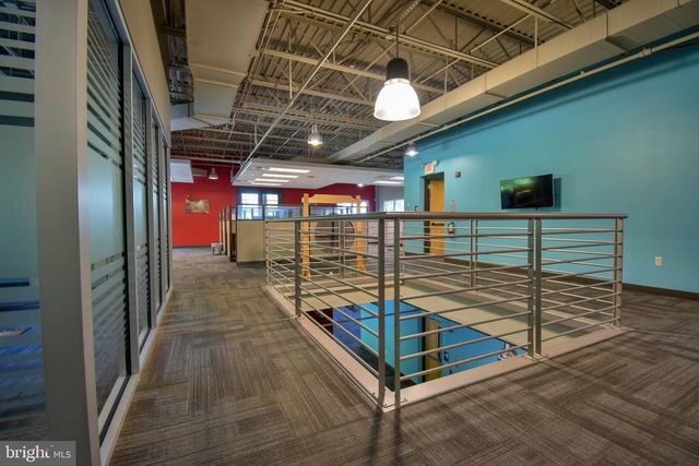 400 LAPP RD, Malvern, PA 19355