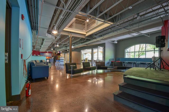 400 LAPP RD, Malvern, PA 19355